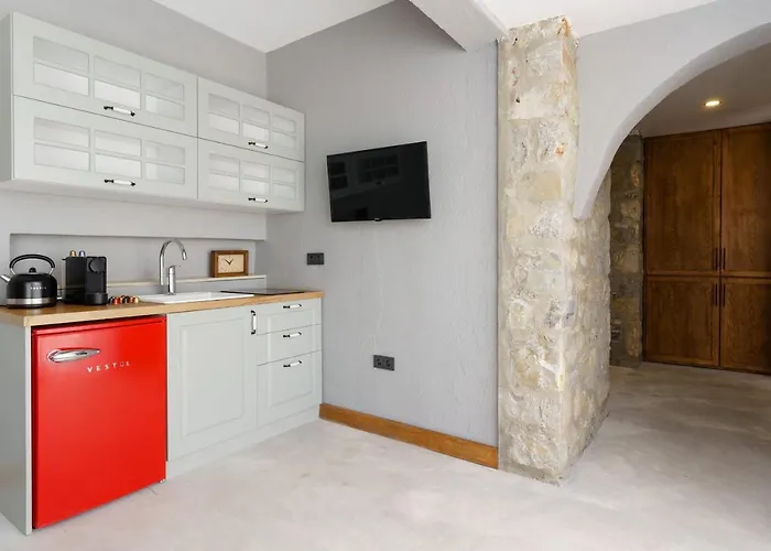 Oda ve Kahvaltı Odette